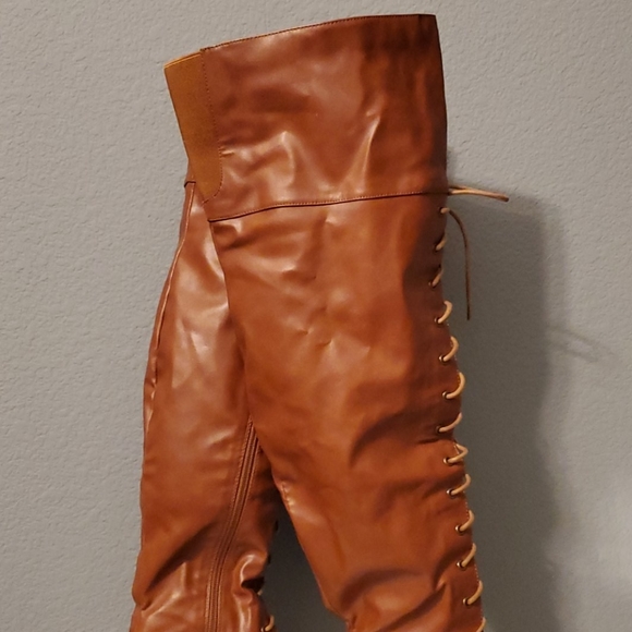 Like New...In Great Condition Cognac Color Boots - Picture 9 of 13
